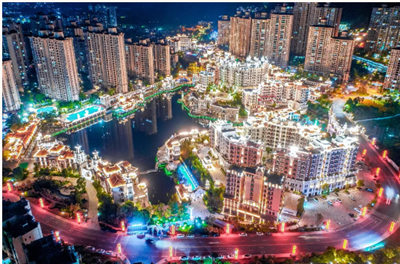 盛煌欢乐小镇：盛世华诞，共享夜市璀璨国庆夜，逛不一样的夜市